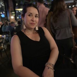 Meet your Posher, Amy